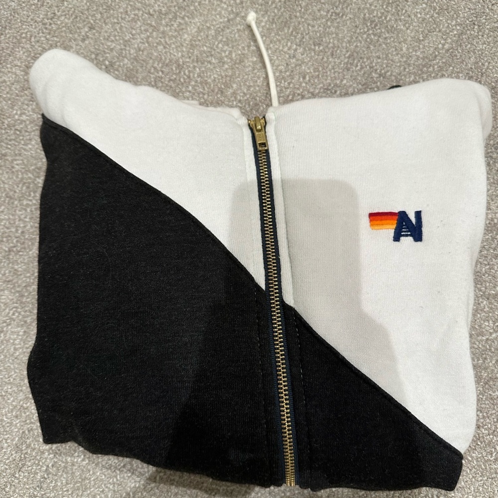 GILDER BLACK AND WHITE AVIATOR NATION HOODIE